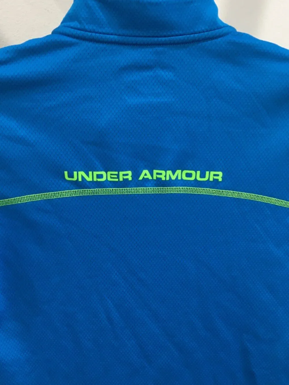 UNDER ARMOUR Kids Youth YMD Fitted Long Sleeve Cold Gear Pullover Shirt